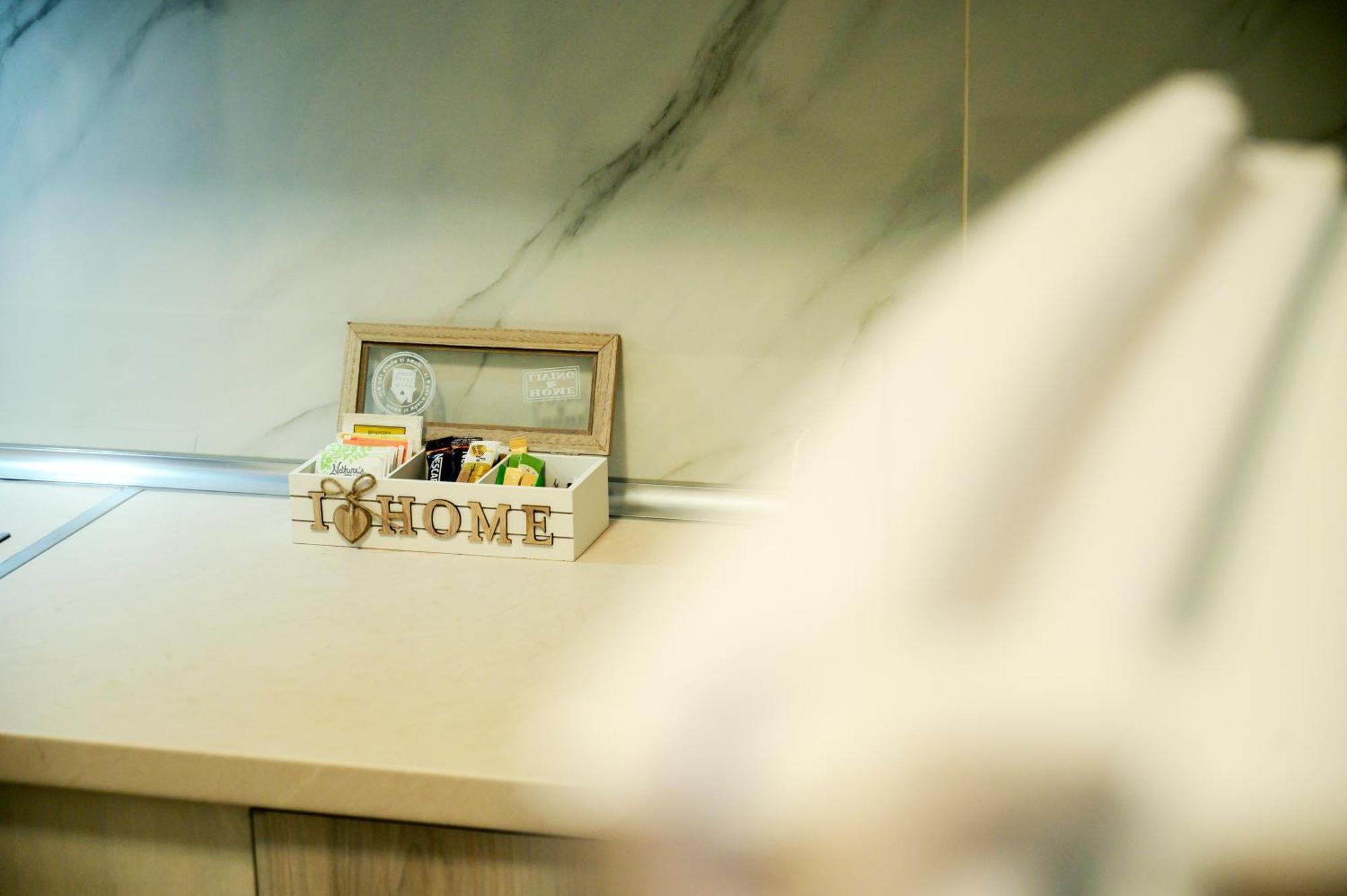 Modern Downtown Flat By Golden H&R Apartment Thessaloníki Ngoại thất bức ảnh